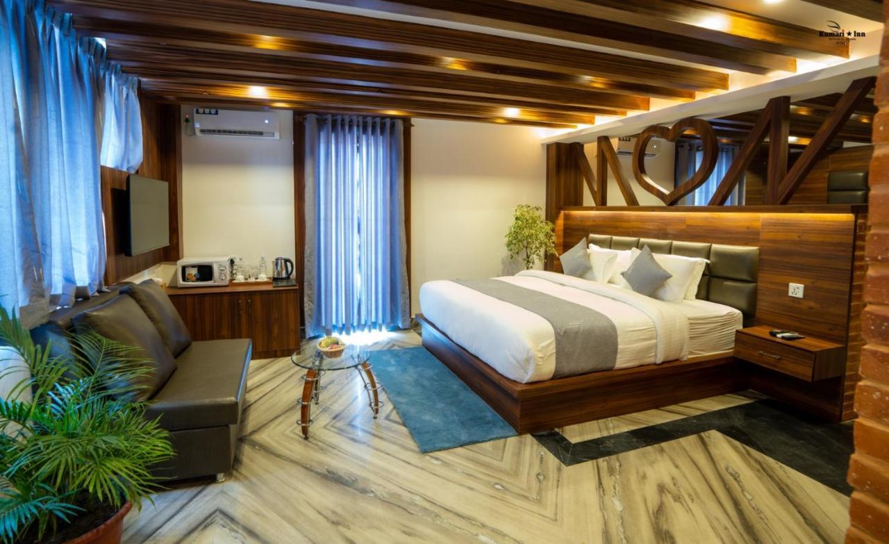Kumari Star Inn Pokhara Kültér fotó