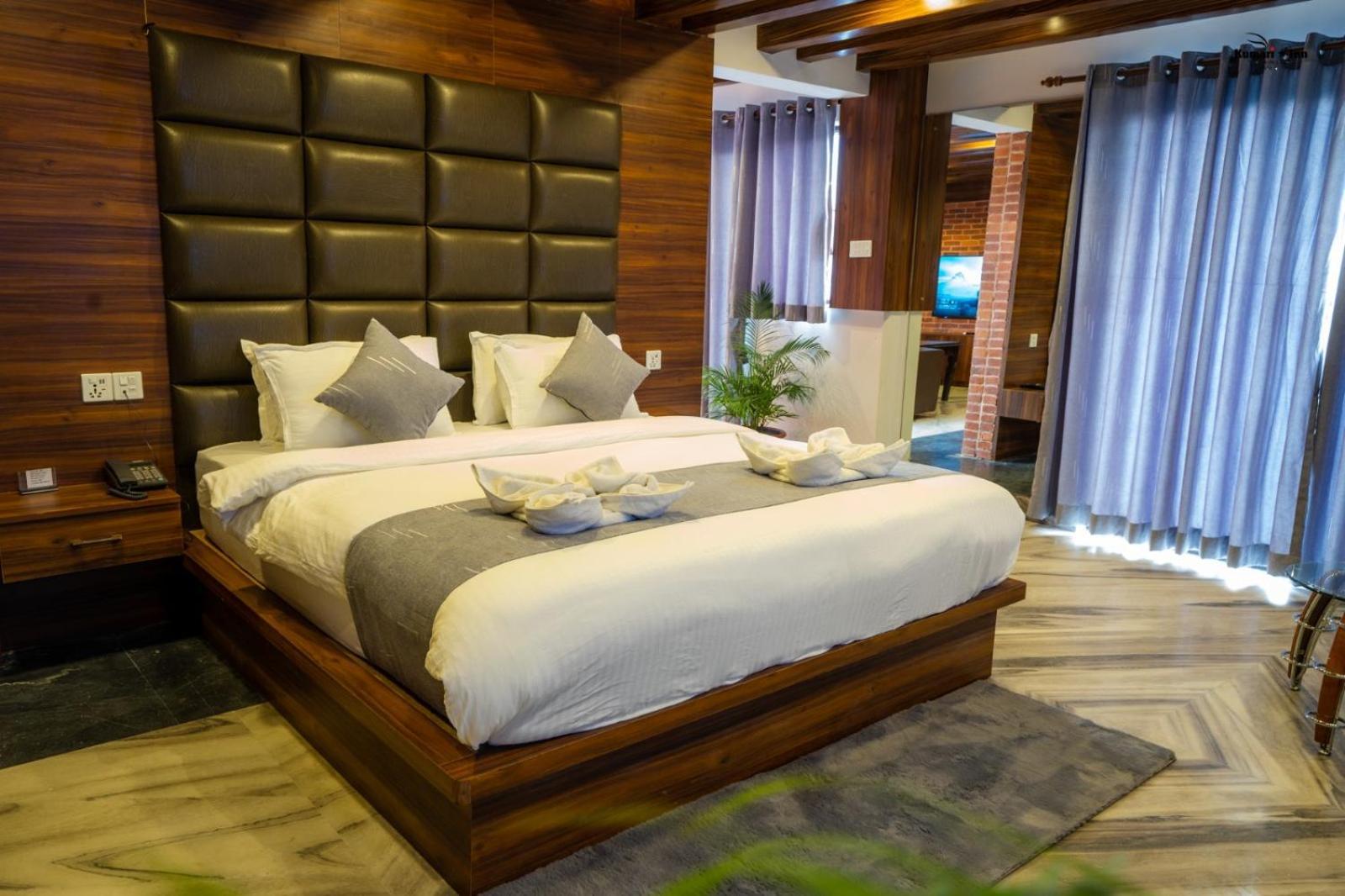 Kumari Star Inn Pokhara Kültér fotó